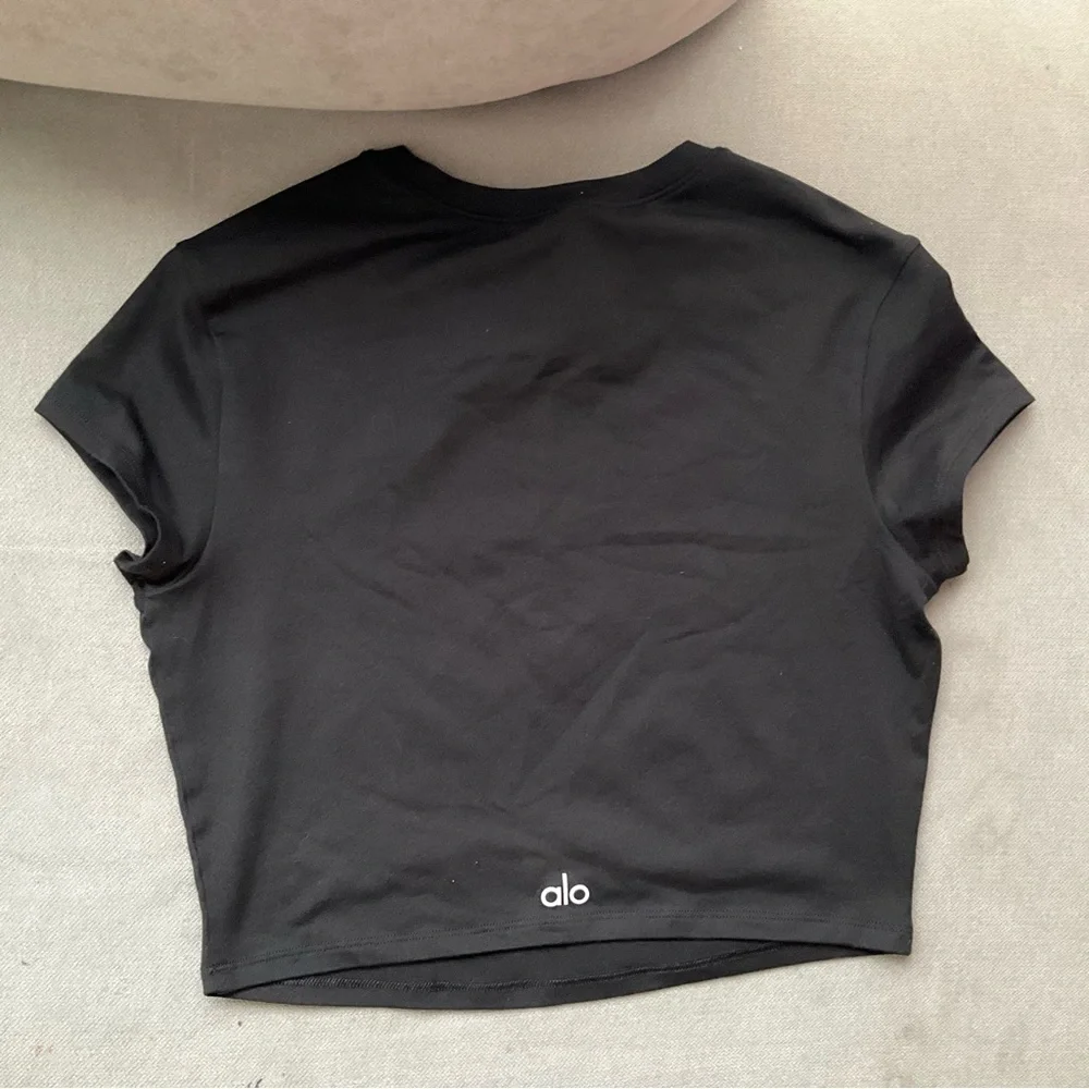 Alo Yoga Alosoft Crop Finesse Short Sleeve Black S